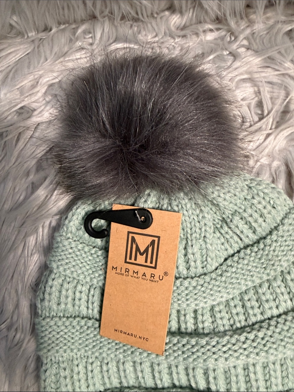 Mirmaru Mint Knit Pom Beanie Hat NWT - Picture 3 of 8